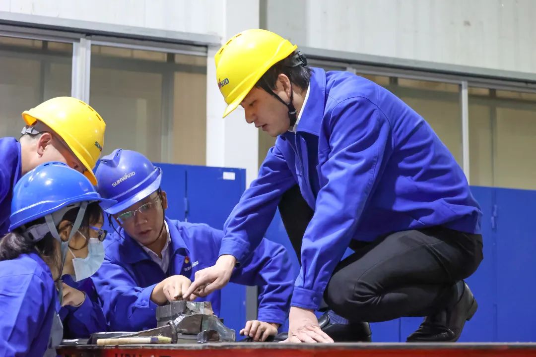 人民日报 | 优德88智能青年工程师范峥嵘：捉住自主立异生命线