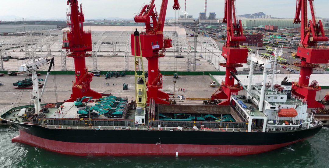 亿元装备“包船”出海！优德88智能国际市场迎来开门红