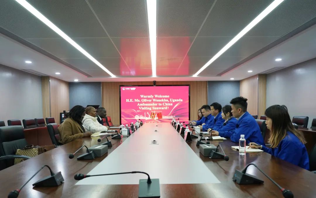 乌干达驻华大使到访优德88智能