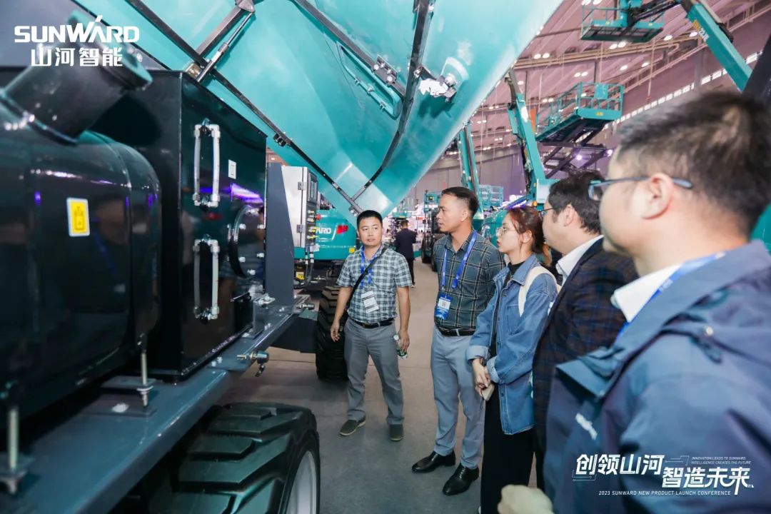 2023 CICEE | 优德88智能亮相2023长沙国际工程机械展！智能化、电动化产品站C位
