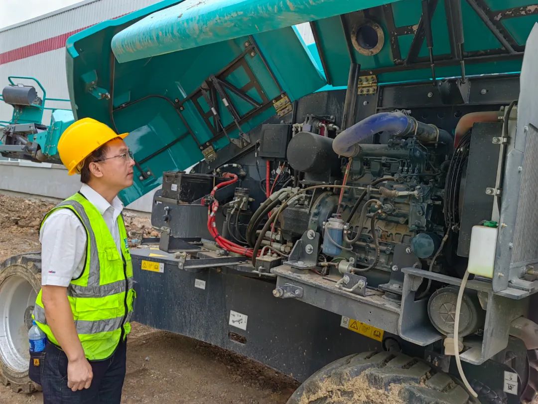 谛听客户心声！优德88智能高空机械“服务万里行”走进东北