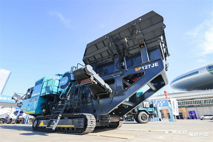 “矿”世无双，，，，，纵横丝路！优德88智能亮相第十三届新疆国际矿业与装备博览会