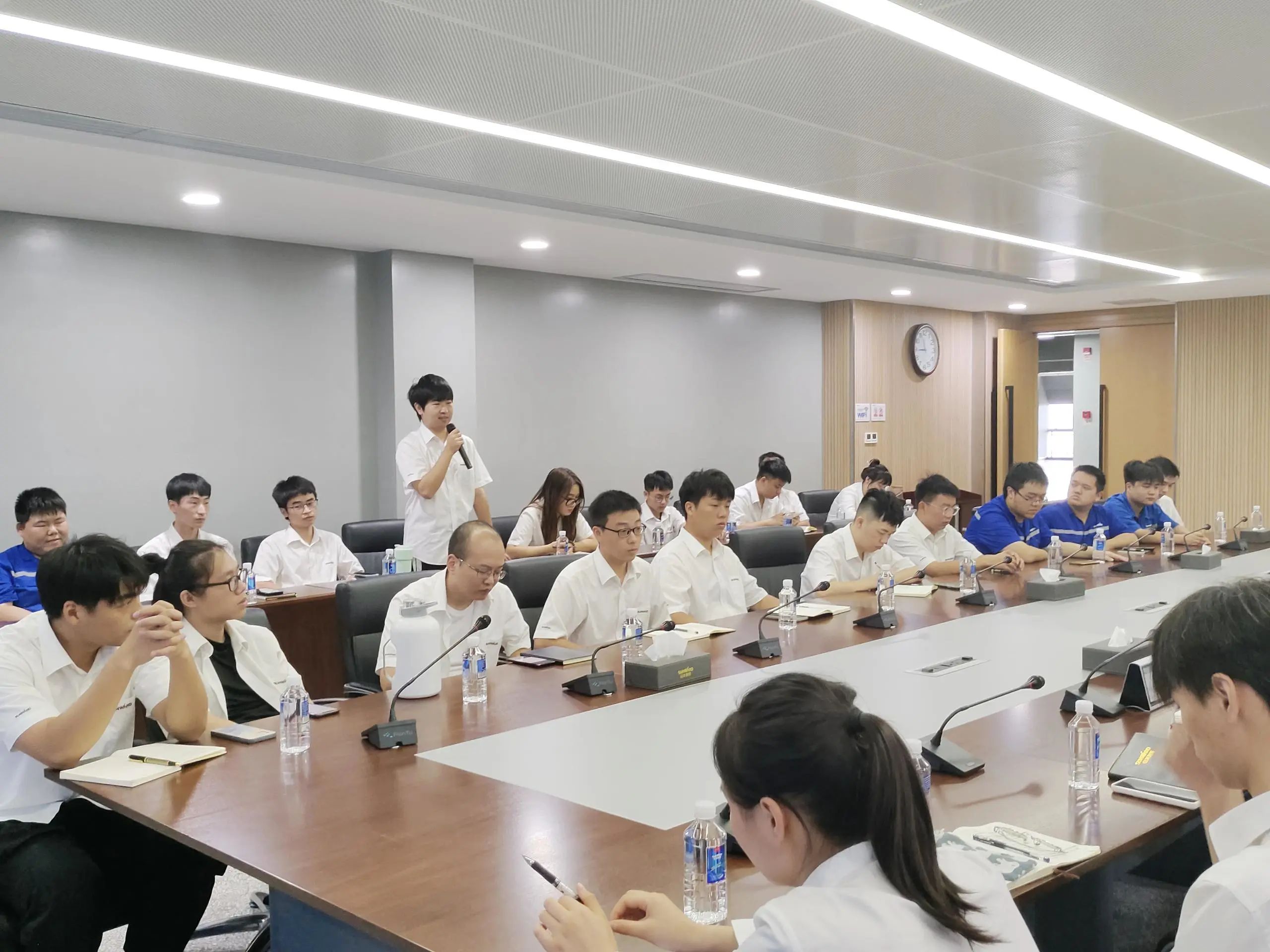 泛论心声，，共话未来！这场应届结业生员工座谈会，，很暖，，很知心！