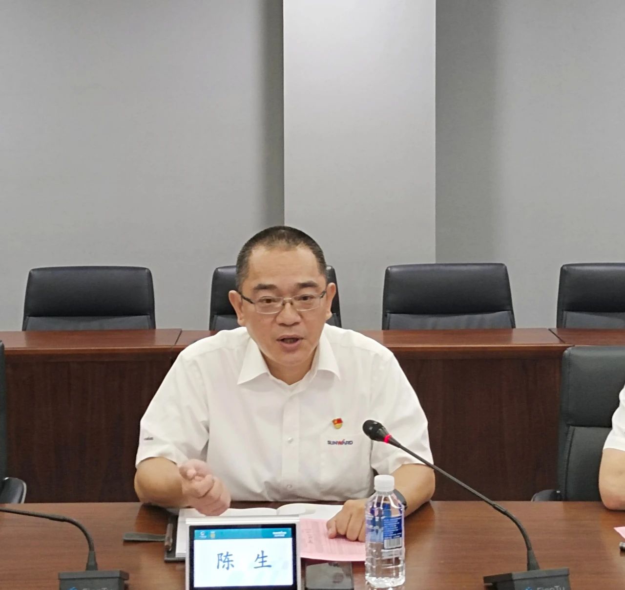 泛论心声，，共话未来！这场应届结业生员工座谈会，，很暖，，很知心！