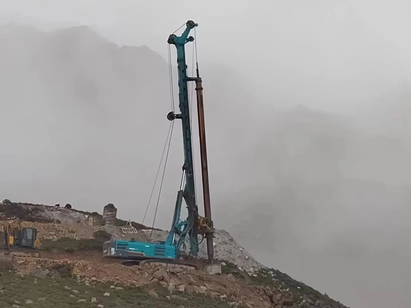 助力天下最高海拔特高压直流输电工程，，，，优德88智能旋挖钻机展现硬核实力