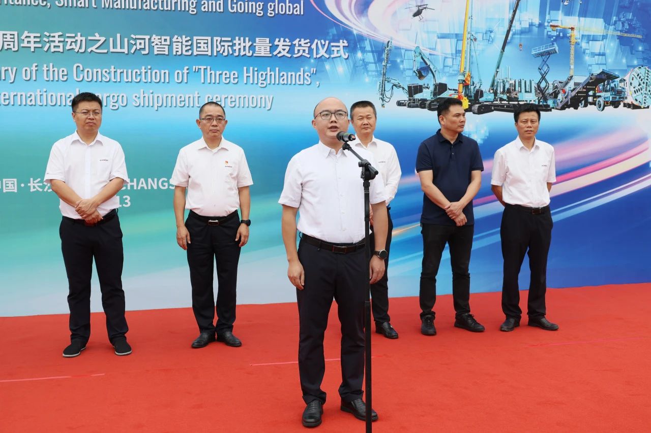 持续进军国际市。。。。。∮诺88智能近百台装备集中发货