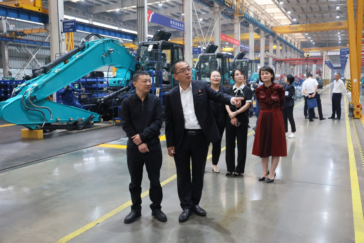 国家税务总局征管和科技生长司调研优德88智能