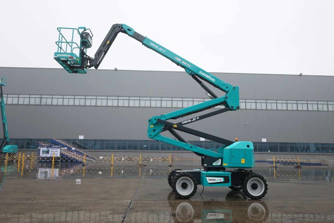 又双叒叕上新了！优德88智能首款双载荷电动曲臂式高空作业平台顺遂下线