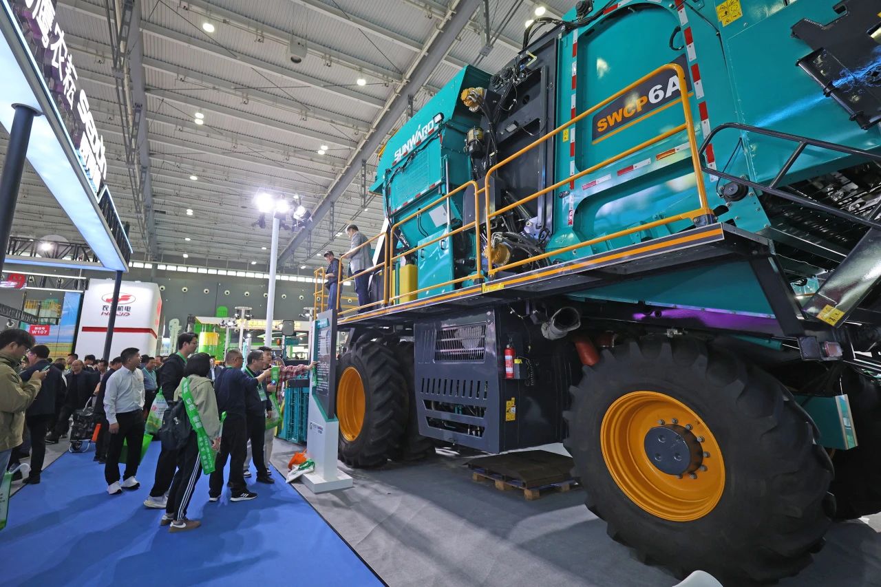 聚焦智能化、无人化！优德88智能携多款产品亮相2024中国国际农业机械展