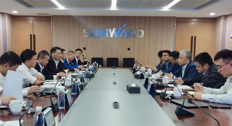 工业协同，，，共赢未来！远景动力中国区总裁赵卫军一行考察优德88智能