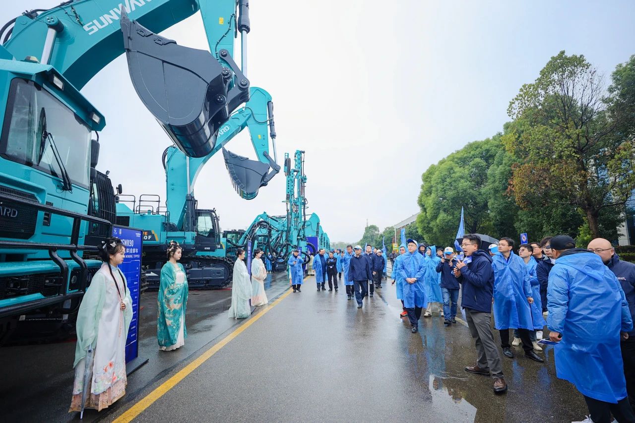 立异引领价值，，，理想成绩未来！优德88智能25周年庆典暨全球客户节盛大举行