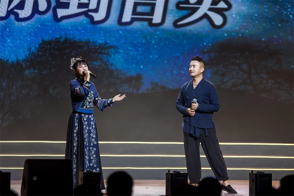 立异引领价值 理想成绩未来——庆祝优德88智能建设25周年表扬大会暨文艺晚会盛大举行