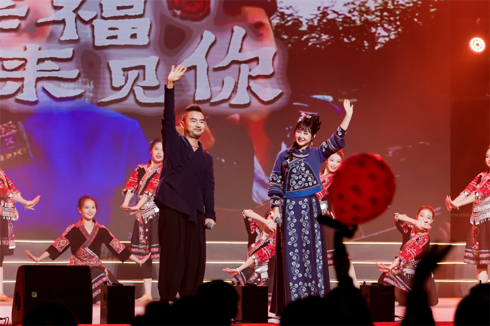 立异引领价值 理想成绩未来——庆祝优德88智能建设25周年表扬大会暨文艺晚会盛大举行