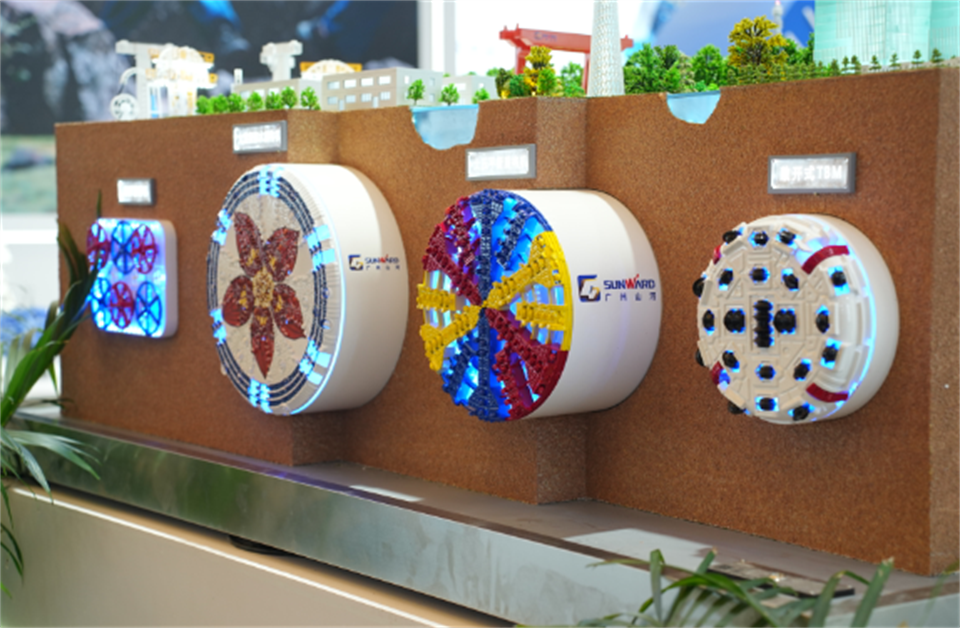 智造空间，，，，，，价值共生！广州优德88精彩亮相2024上海宝马展