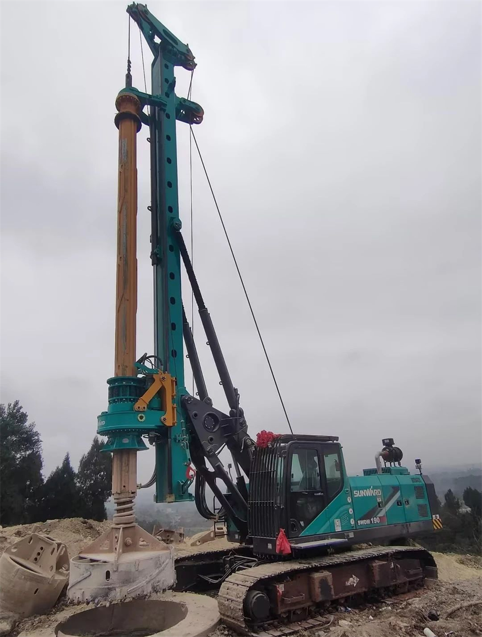 优德88智能举行电塔桩手艺立异交流会，，，，，，为电力基础设施建设注入新动力