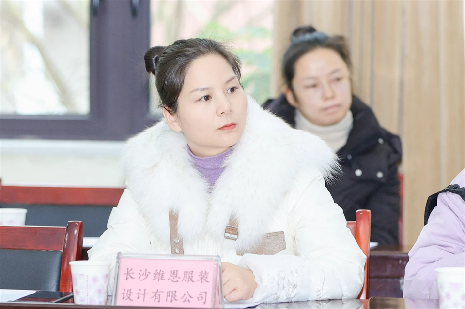 长龙街道、优德88智能召开首届年货盛惠暨送春联文化惠民活动事情聚会