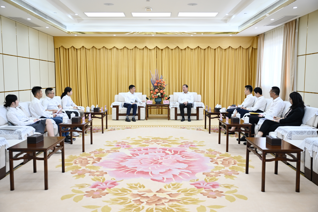 范少军会见优德88智能董事长付向东