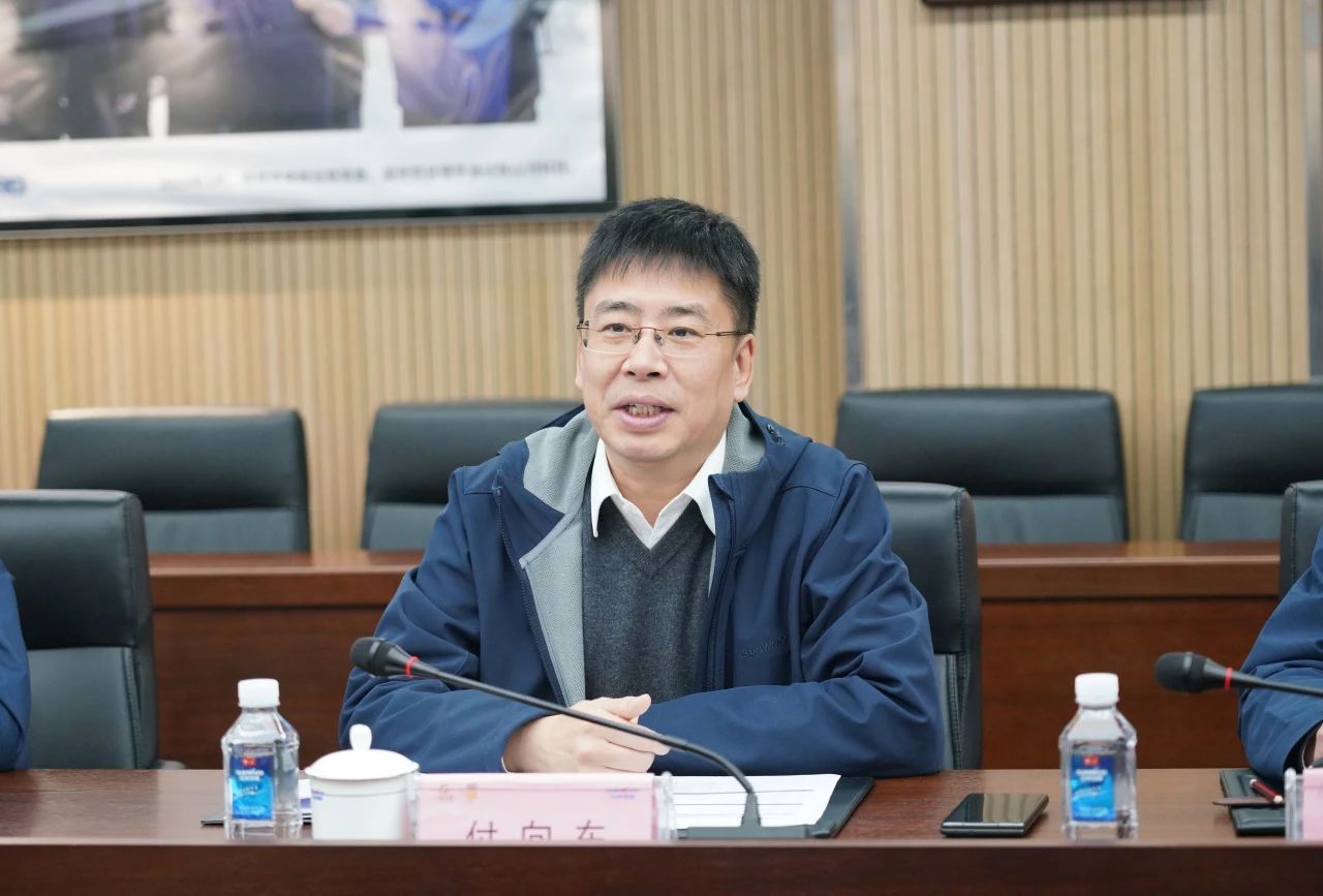 中国出口信用包管公司到访优德88智能