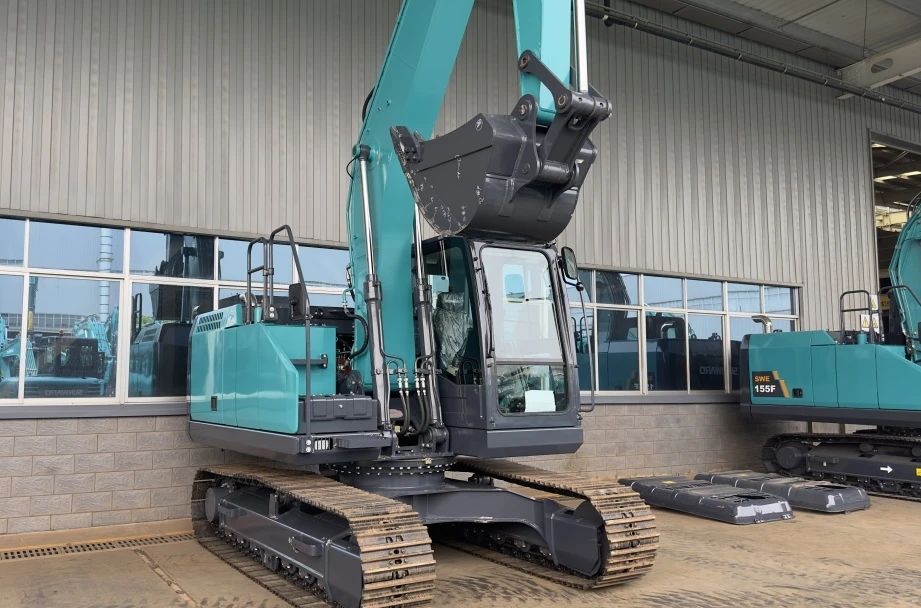 聚焦市场需求，，优德88智能三款精品工程液压挖掘机乐成下线