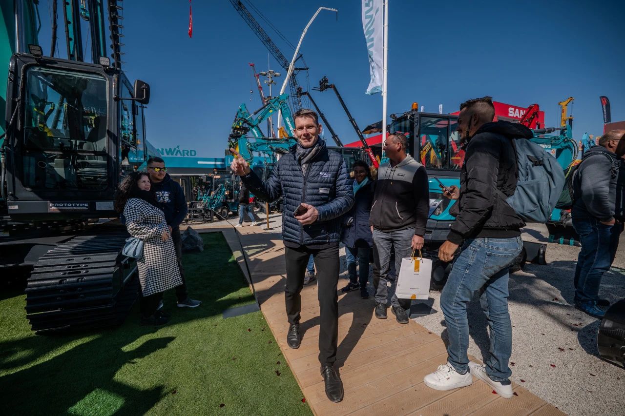 优德88智能董事长付向东：以绿色智造与全球战略解锁中国工程机械的进阶密码