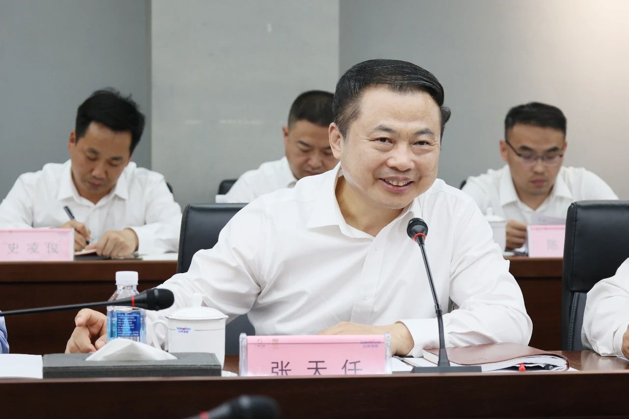 天能控股集团党委书记、董事长张天任率队到访优德88智能