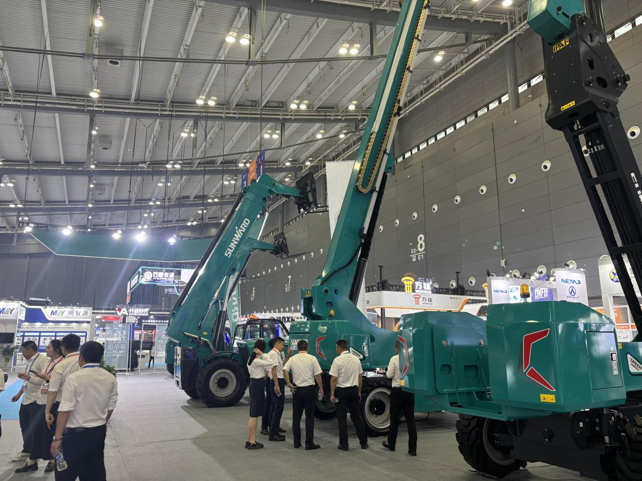 2025 CICEE | 优德88智能SWT34JE-P电动直臂式高空作业平台重磅宣布！