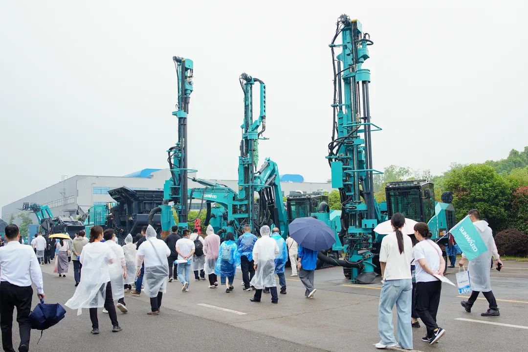 2025 CICEE | 为客户创立价值，，优德88智能客户交流会圆满举行