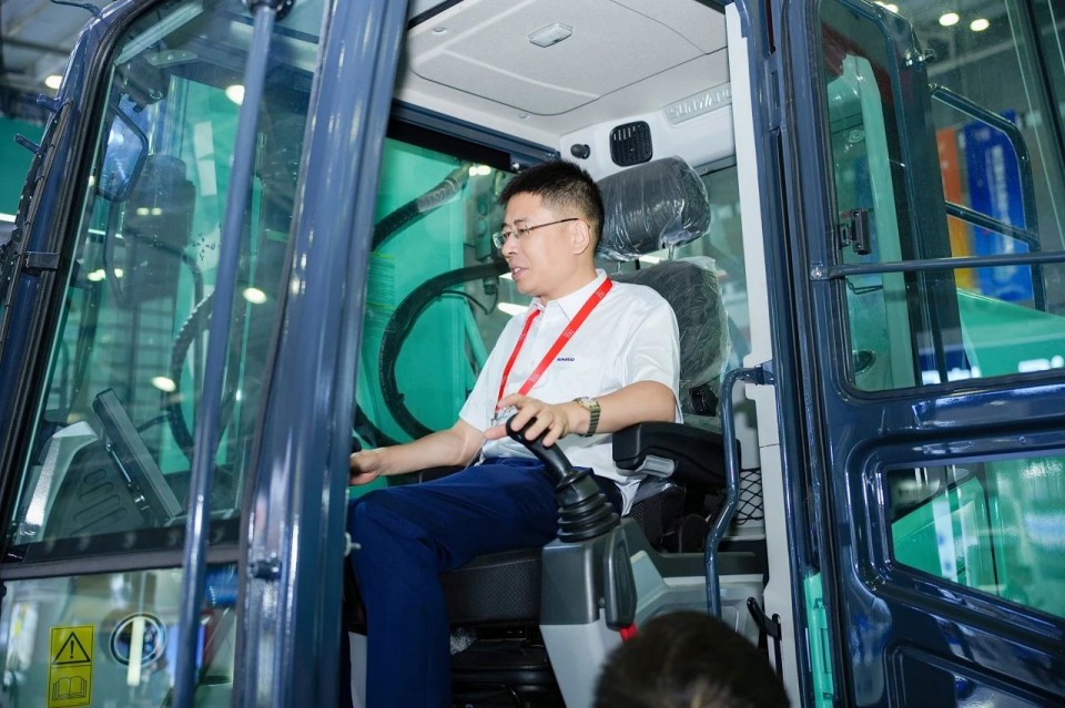 2025 CICEE | 优德88智能实力闪灼2025长沙国际工程机械展