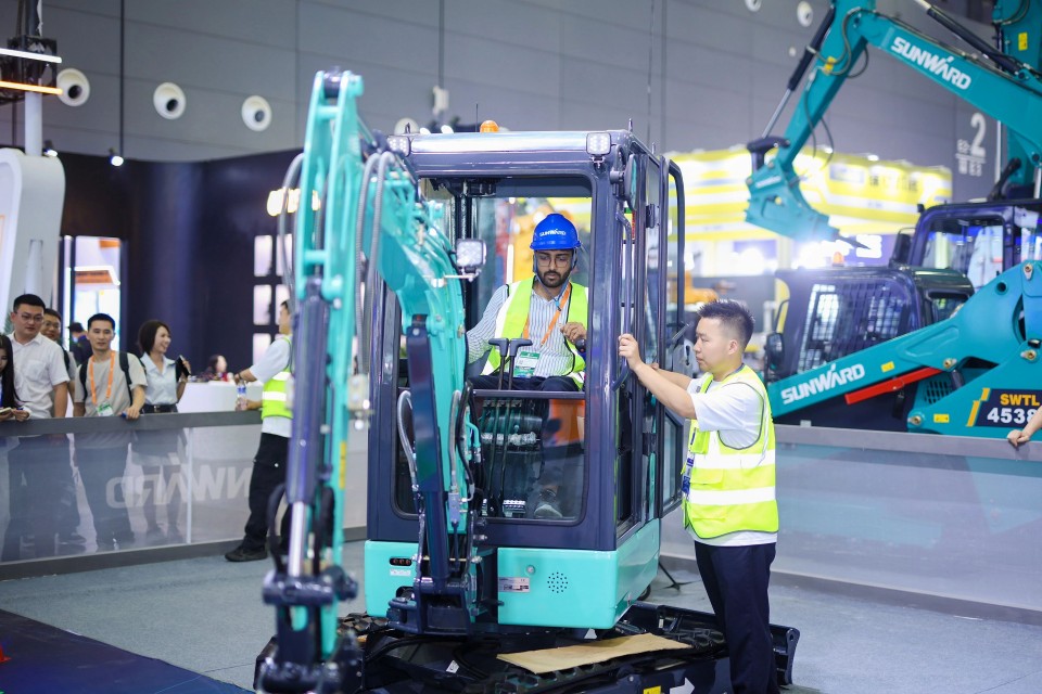 2025 CICEE | 优德88智能实力闪灼2025长沙国际工程机械展