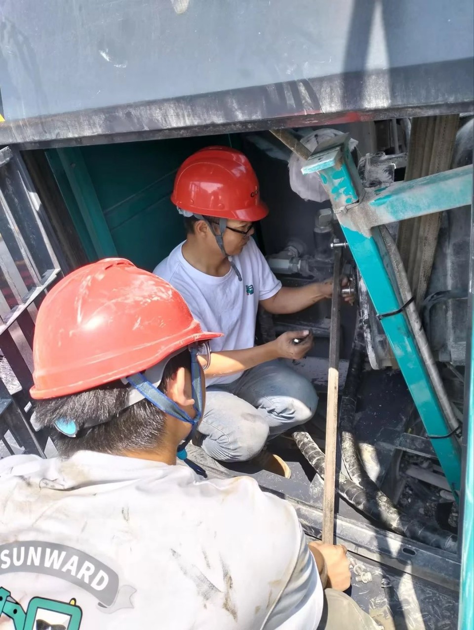 跨越优德88万里 智启服务新程——优德88矿岩“服务万里行”活动走进海螺水泥