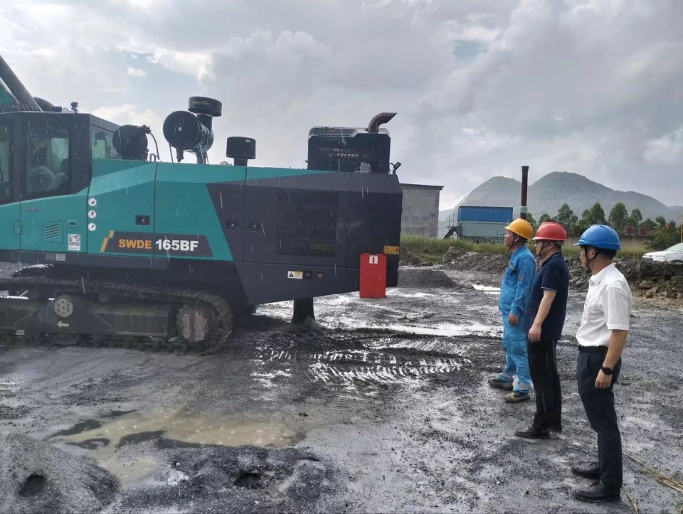 跨越优德88万里 智启服务新程——优德88矿岩“服务万里行”活动走进海螺水泥