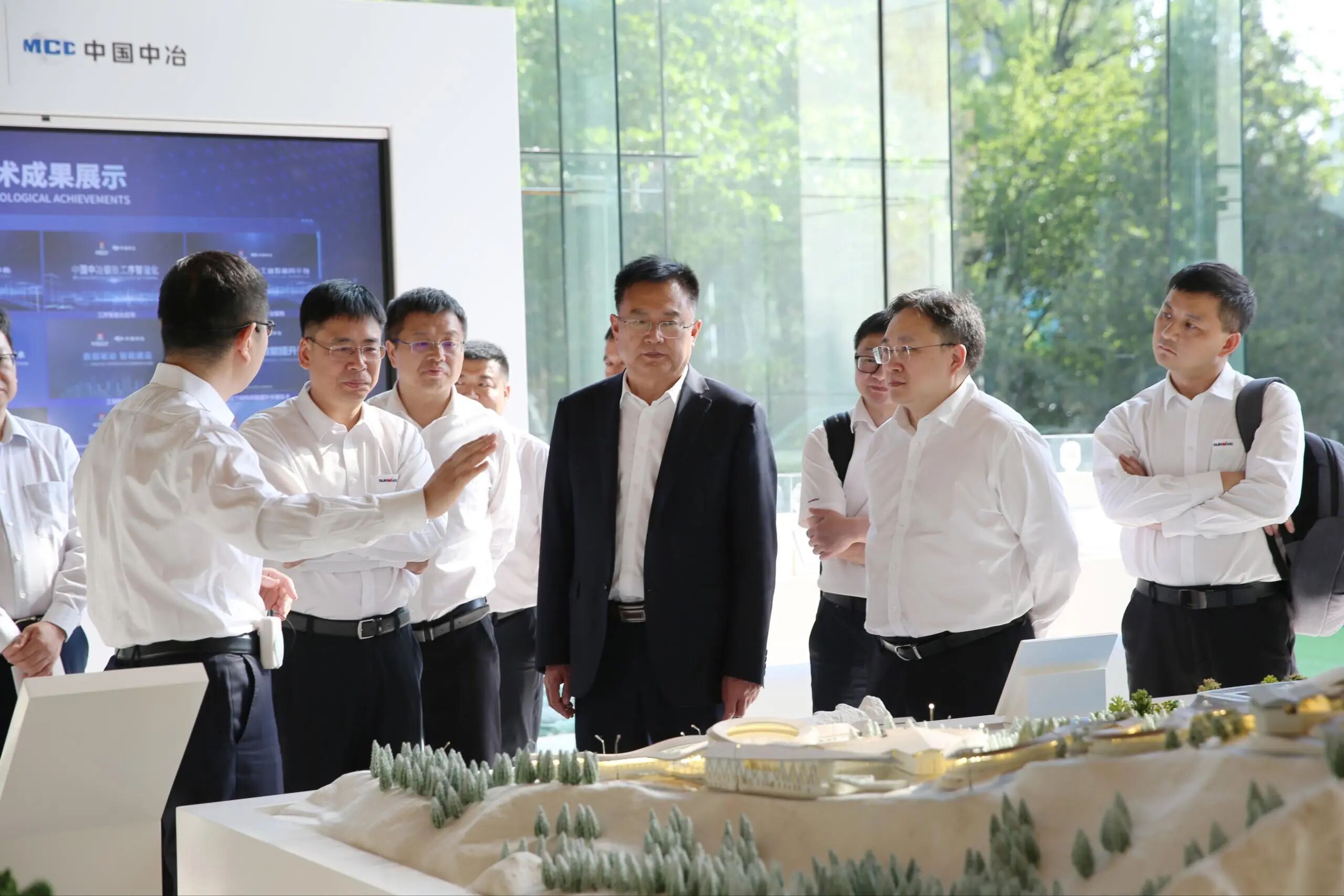 优德88智能党委书记、董事长付向东率队造访中国中冶，，推动构建相助共赢新标杆